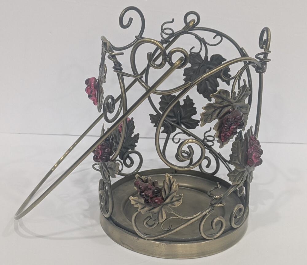 Party Lite Wine Gift Holder Grapes Grapevine Leave Carrier Display Brass Looking